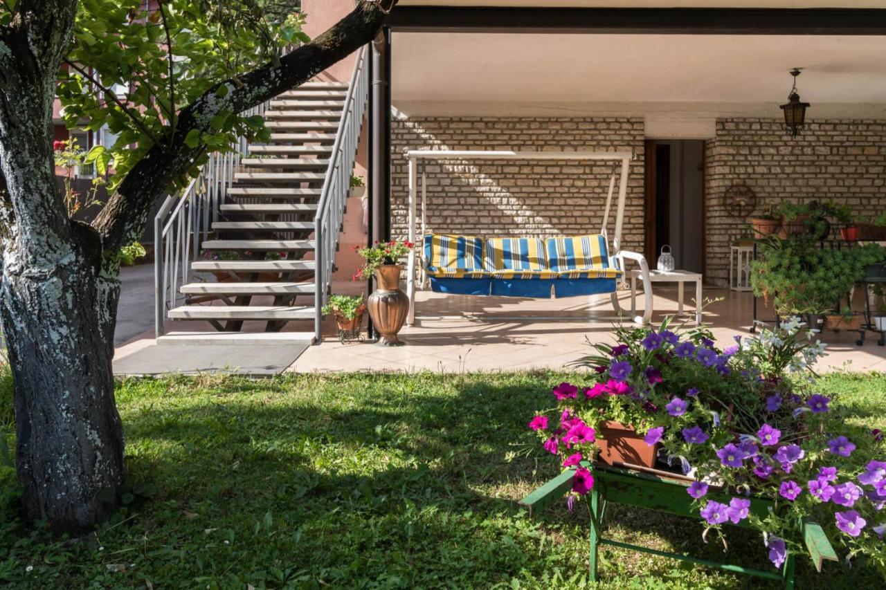 Villa Francesco Appartamento La Ruota Desenzano del Garda Exterior foto