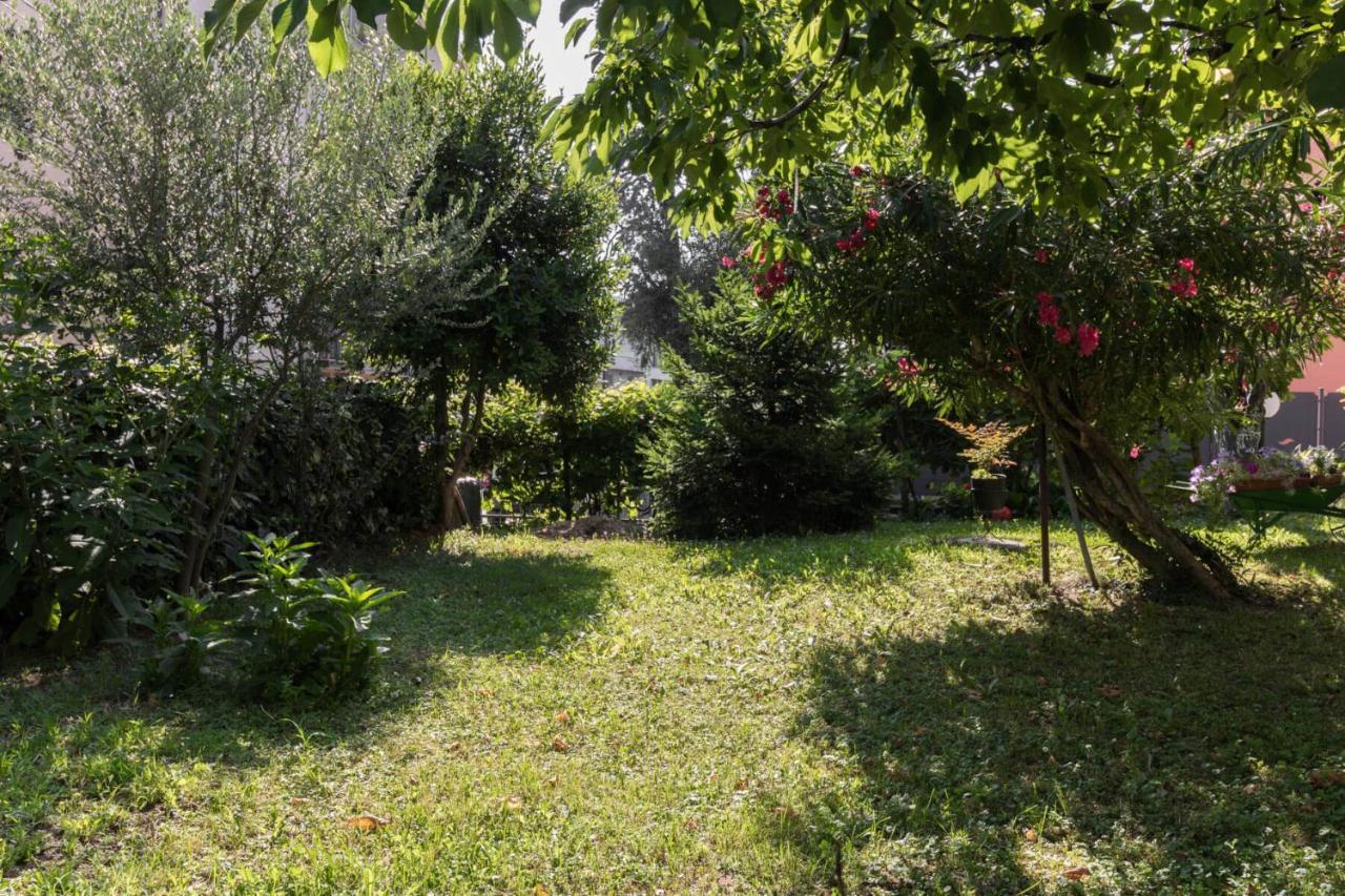 Villa Francesco Appartamento La Ruota Desenzano del Garda Exterior foto