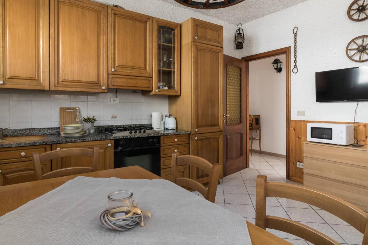 Villa Francesco Appartamento La Ruota Desenzano del Garda Exterior foto